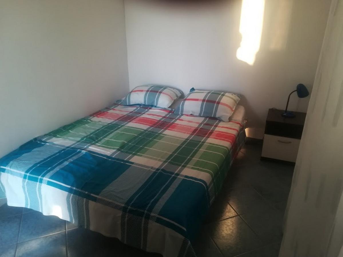 Apartments Barisic Hrvatskih Zrtava 404 Seget Vranjica Trogir Exterior photo