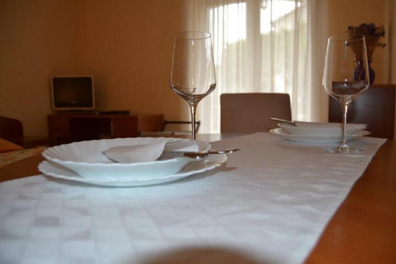 Apartments Barisic Hrvatskih Zrtava 404 Seget Vranjica Trogir Exterior photo