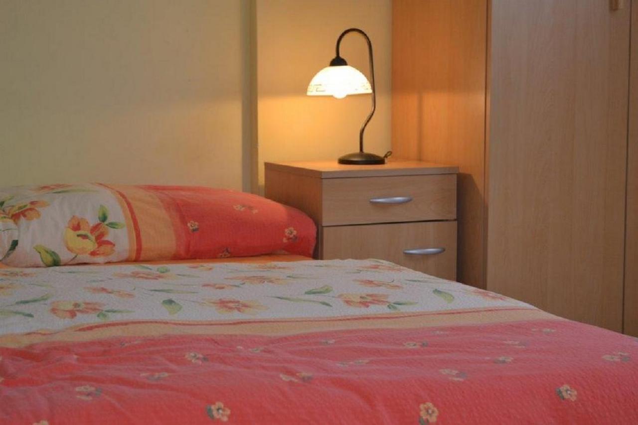 Apartments Barisic Hrvatskih Zrtava 404 Seget Vranjica Trogir Exterior photo