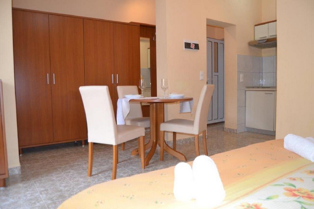 Apartments Barisic Hrvatskih Zrtava 404 Seget Vranjica Trogir Exterior photo